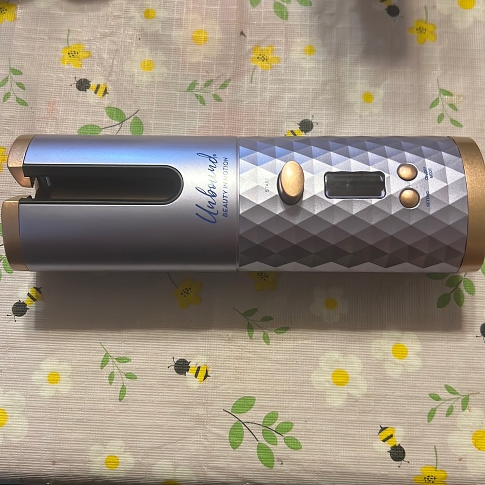 Unbound beauty in motion hair curler